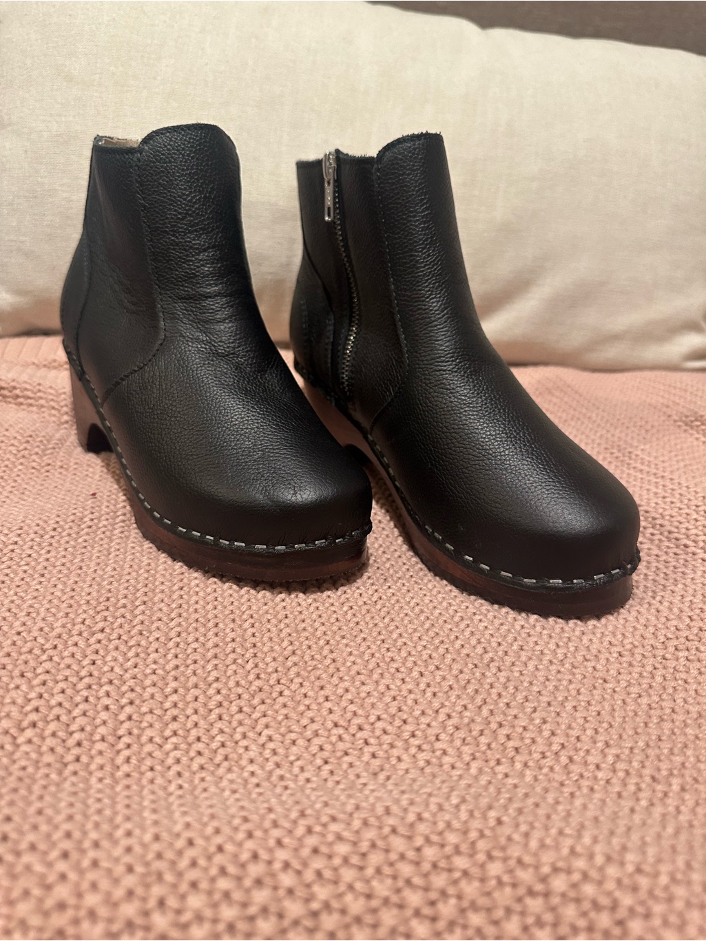 Maguba Auckland Black Boot Women's Leather Ankle Boot With Side Zip Size 7us(37)